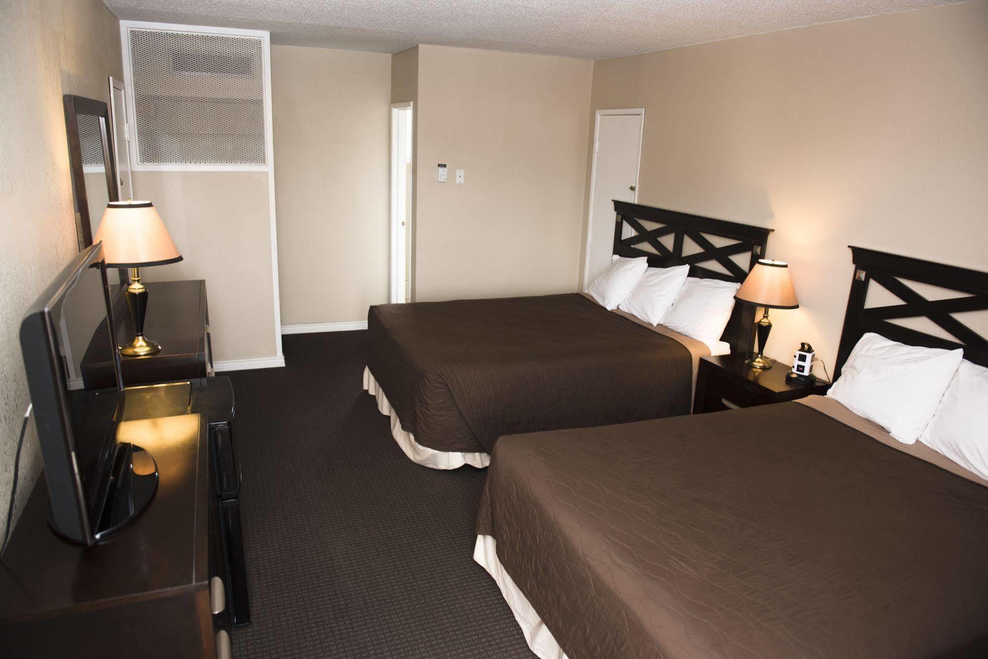 Travel Inn Laramie Exterior photo